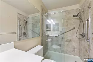 1116 Hyde Park Ct, Mahwah, NJ 07430 - Photo 6