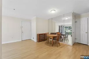 1116 Hyde Park Ct, Mahwah, NJ 07430 - Photo 14