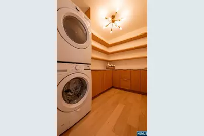 155 Waldo Place, Englewood, NJ 07631 - Photo 8