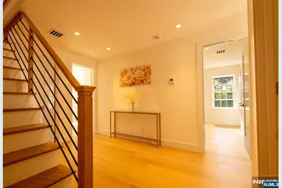 155 Waldo Place, Englewood, NJ 07631 - Photo 30
