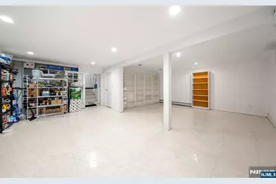 1095 Palisade Avenue, Fort Lee, NJ 07024 - Photo 30
