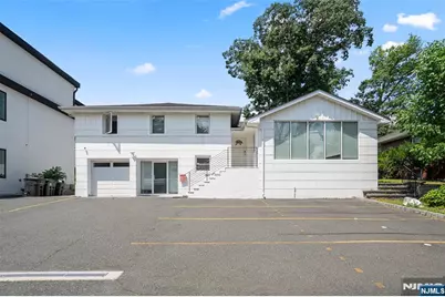 1095 Palisade Avenue, Fort Lee, NJ 07024 - Photo 2