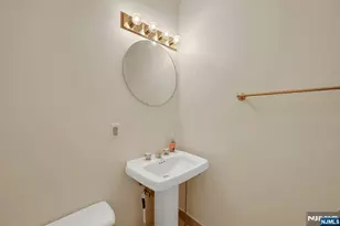 100 Carlyle 5L-N, Cliffside Park, NJ 07010 - Photo 18