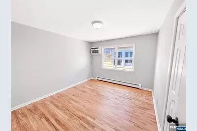 174 Maple Street 3 #3, Fairview, NJ 07022 - Photo 14
