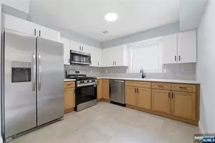 23 Edwin Pl, Newark, NJ 07112 - Photo 16