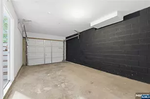 23 Edwin Pl, Newark, NJ 07112 - Photo 28