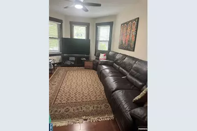 23 Highland Cross 1st Fl #1st Fl, Rutherford, NJ 07070 - Photo 4