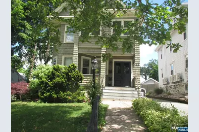23 Highland Cross 1st Fl #1st Fl, Rutherford, NJ 07070 - Photo 2