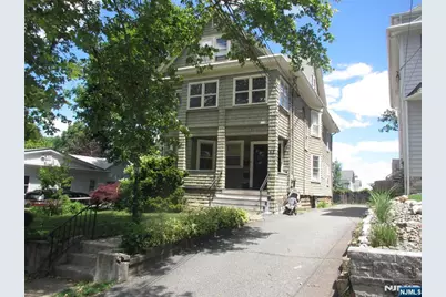 23 Highland Cross 1st Fl #1st Fl, Rutherford, NJ 07070 - Photo 1