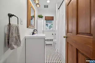 245 11th St, Kenilworth, NJ 07033 - Photo 14
