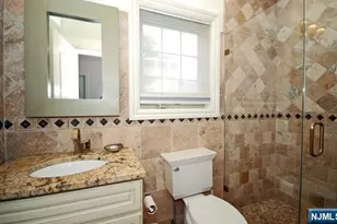 135 Paterson Ave B, Lodi, NJ 07644 - Photo 8