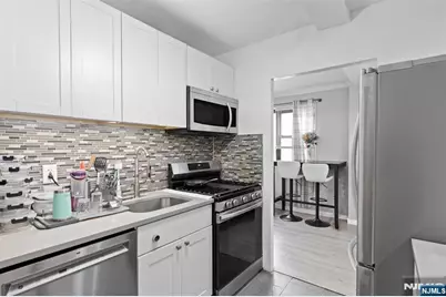 25 Grand Avenue 1E #1E, Hackensack, NJ 07601 - Photo 8