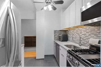 25 Grand Avenue 1E #1E, Hackensack, NJ 07601 - Photo 6