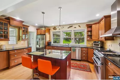 95 Yantacaw Brook Road, Montclair, NJ 07043 - Photo 18