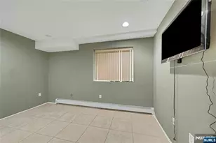 4 8th Street A, Fairview, NJ 07022 - Photo 30