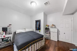 77 16th St, East Orange, NJ 07018 - Photo 10