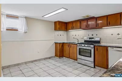 27 - 29 Crystal Street, North Arlington, NJ 07031 - Photo 12