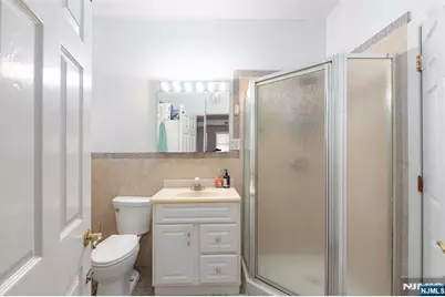 411 Sheridan Place, Fairview, NJ 07022 - Photo 6
