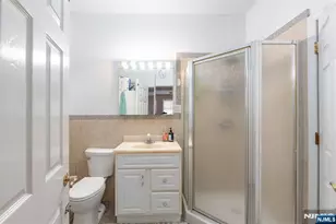 411 Sheridan Pl, Fairview, NJ 07022 - Photo 6