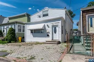 411 Sheridan Pl, Fairview, NJ 07022 - Photo 2