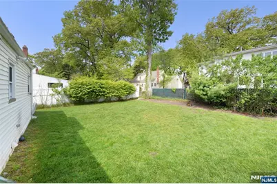 35-05 Lenox Drive, Fair Lawn, NJ 07410 - Photo 24