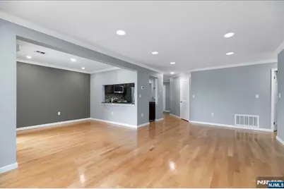 37 Amethyst Lane 251 #251, Paterson, NJ 07501 - Photo 6