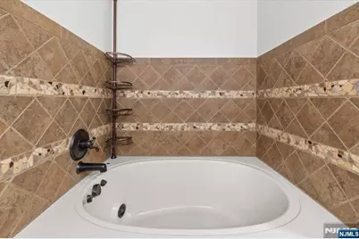 37 Amethyst Lane 251 #251, Paterson, NJ 07501 - Photo 12