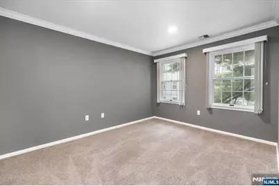 37 Amethyst Lane 251 #251, Paterson, NJ 07501 - Photo 14