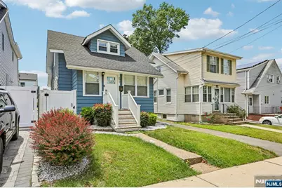 377 Parker Avenue, Hackensack, NJ 07601 - Photo 2