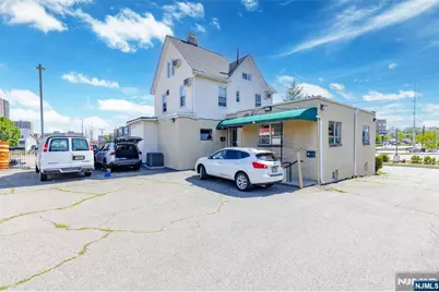 87 Old River Street, Hackensack, NJ 07601 - Photo 2
