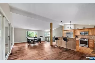 442 Wildwood Road, Northvale, NJ 07647 - Photo 8