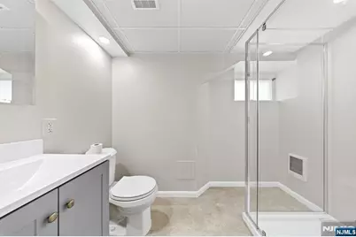 271 Travers Place, Lyndhurst Township, NJ 07071 - Photo 32