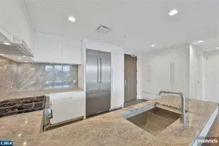 320 Adolphus Ave 808, Cliffside Park, NJ 07010 - Photo 4