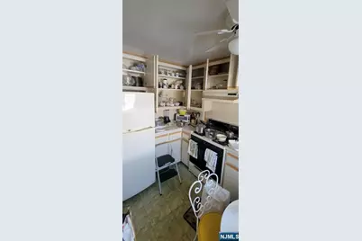 130 Glenbrook Parkway 2B #2B, Englewood, NJ 07631 - Photo 6