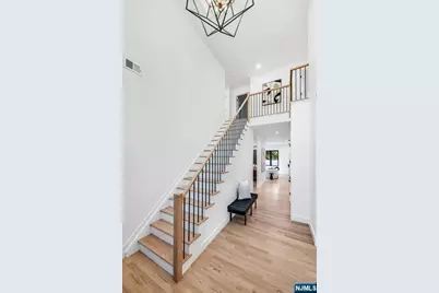 408 Terhune Avenue, Paramus, NJ 07652 - Photo 4