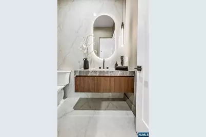 408 Terhune Avenue, Paramus, NJ 07652 - Photo 24