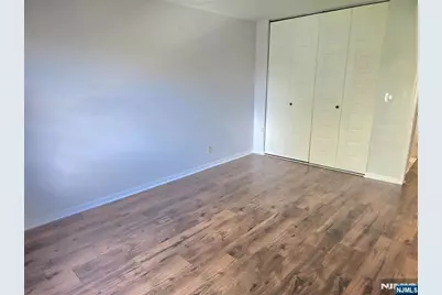 560 North Avenue I #I, Fort Lee, NJ 07024 - Photo 10