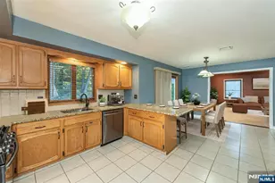 133 Oweno Rd, Mahwah, NJ 07430 - Photo 6