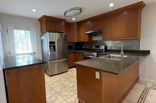 264 Midland Ave 32, Saddle Brook Township, NJ 07663 - Photo 4