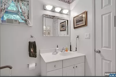 103 Primrose Lane, Closter, NJ 07624 - Photo 14