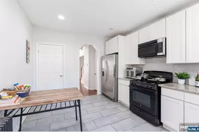 158 Clinton Street, East Orange, NJ 07018 - Photo 4