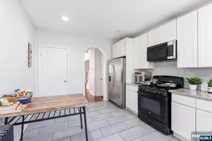 158 Clinton St, East Orange, NJ 07018 - Photo 4