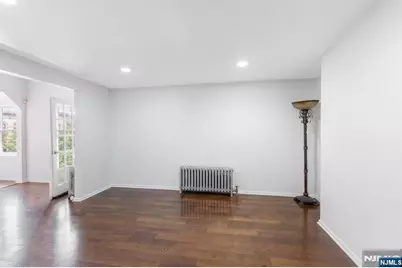 158 Clinton Street, East Orange, NJ 07018 - Photo 10