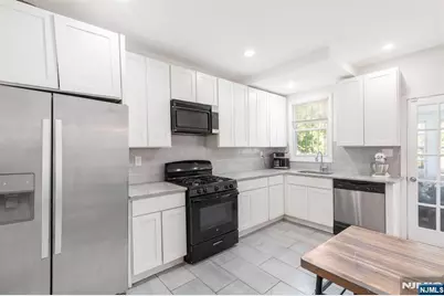 158 Clinton Street, East Orange, NJ 07018 - Photo 2