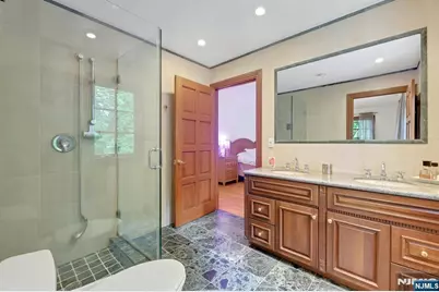 285 Arch Road, Englewood, NJ 07631 - Photo 32