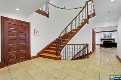 285 Arch Road, Englewood, NJ 07631 - Photo 8