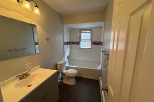 1038 Kingsland Ln, Fort Lee, NJ 07024 - Photo 14