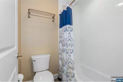 512 Lyster Avenue, Saddle Brook Township, NJ 07663 - Photo 28