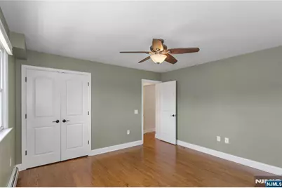512 Lyster Avenue, Saddle Brook Township, NJ 07663 - Photo 16