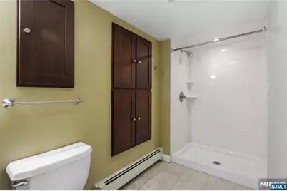512 Lyster Avenue, Saddle Brook Township, NJ 07663 - Photo 36